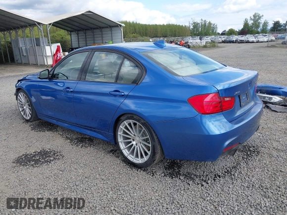 2013 BMW 3 Series 335i xDrive с VIN WBA3B9C58DF587907, выставлен на аукционе IAAI как лот 42047184 с пробегом 114 690 миль миль и . История ставок и продаж доступна на DreamBid. Изображение 3.
