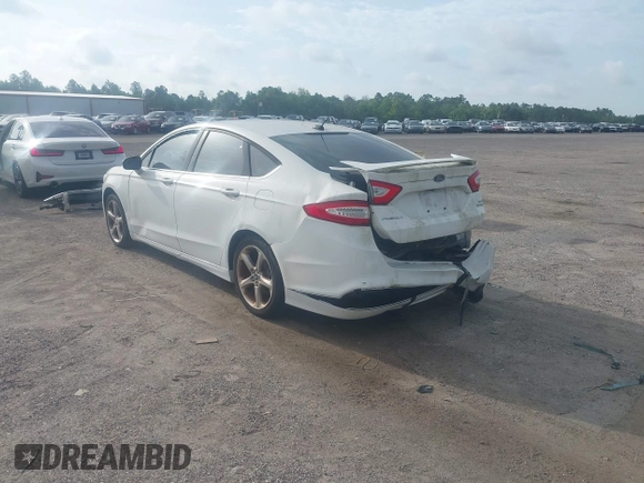 2013 Ford Fusion SE with VIN 3FA6P0HR5DR153526, listed as a IAAI auction lot 42467279 with 164,673 mi miles and . Bid and sale history available at DreamBid. Image 3.