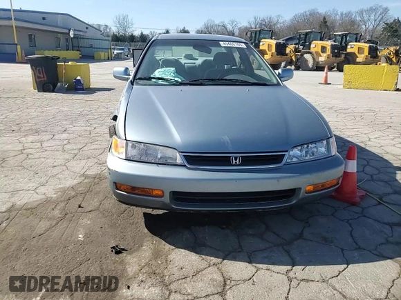 1996 Honda Accord LX with VIN 1HGCD5631TA294749, listed as a Copart auction lot 49460165 with 73,759 mi miles and Salvage Title. Bid and sale history available at DreamBid. Image 10.