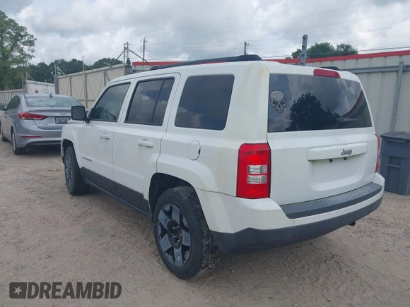 2016 Jeep Patriot Sport z VIN 1C4NJPBB6GD800041, wystawiony jako IAAI lot #42410250 z przebiegiem 124 064 mil mil oraz . Historia ofert i sprzedaży dostępna na DreamBid. Obrazek 3.