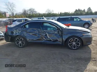 2018 Ford Taurus SHO с VIN 1FAHP2KT5JG111191, выставлен на аукционе IAAI как лот 41863586 с пробегом 84 964 миль миль и . История ставок и продаж доступна на DreamBid. Изображение 13.
