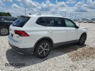 2018 Volkswagen Tiguan SEL z VIN 3VV2B7AX8JM156391, wystawiony jako Copart lot #56233975 z przebiegiem 85 166 mil mil oraz Szkoda całkowita • Salvage title. Historia ofert i sprzedaży dostępna na DreamBid. Obrazek 3.
