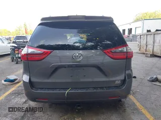 2020 Toyota Sienna XLE with VIN 5TDDZ3DC3LS235149, listed as a IAAI auction lot 42621780 with 92,331 mi miles and . Bid and sale history available at DreamBid. Image 16.