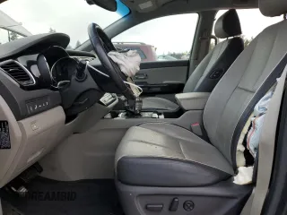2018 Kia Sedona EX with VIN KNDMC5C13J6390021, listed as a Copart auction lot 43594355 with 101,305 mi miles and Salvage Title. Bid and sale history available at carsss.com. Image 7.