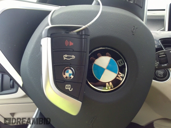 2021 BMW X1 sDrive28i z VIN WBXJG7C09M5U26043, wystawiony jako IAAI lot #36062187 z przebiegiem 14 844 mil mil oraz . Historia ofert i sprzedaży dostępna na DreamBid. Obrazek 11.
