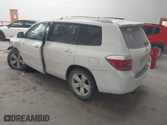2010 Toyota Highlander Limited with VIN 5TDDK3EH6AS017928, listed as a IAAI auction lot 41614252 with 200,594 mi miles and . Bid and sale history available at DreamBid. Image 3.