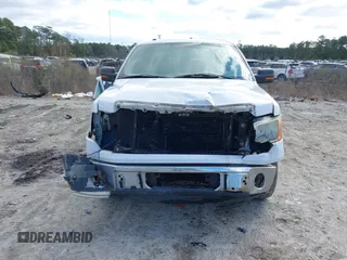 2012 Ford F-150 XL with VIN 1FTEW1CMXCFB05767, listed as a IAAI auction lot 41726889 with 302,191 mi miles. Bid and sale history available at carsss.com. Image 6.