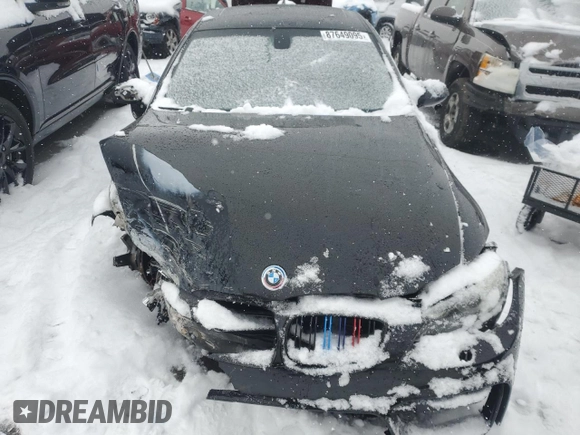 2009 BMW 3 Series 328i xDrive with VIN WBAWV53529P080130, listed as a Copart auction lot 87649095 with 98,418 mi miles and Salvage Title. Bid and sale history available at carsss.com. Image 5.