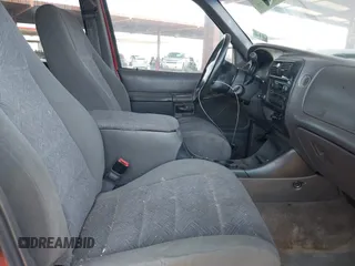 2001 Ford Explorer XLT с VIN 1FMZU63E71ZA30062, выставлен на аукционе IAAI как лот 40083027 с пробегом 243 938 миль миль и . История ставок и продаж доступна на DreamBid. Изображение 5.