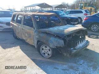 2016 Jeep Patriot Sport with VIN 1C4NJPBB3GD667111, listed as a IAAI auction lot 40577033 with 115,459 mi miles and . Bid and sale history available at carsss.com. Image 1.