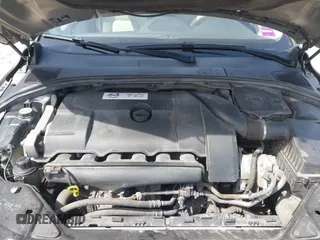 2012 Volvo XC70 T6 with VIN YV4902BZXC1137733, listed as a IAAI auction lot 42018303 with Not Provided miles and . Bid and sale history available at DreamBid. Image 10.
