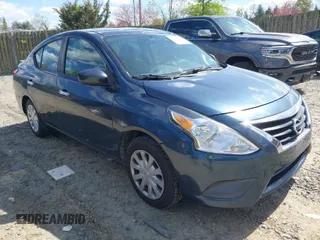2015 Nissan Versa SV with VIN 3N1CN7AP6FL944497, listed as a IAAI auction lot 42061270 with 158,010 mi miles. Bid and sale history available at carsss.com. Image 1.