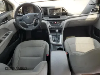 2017 Hyundai Elantra SE z VIN 5NPD74LF5HH069902, wystawiony jako Copart lot #60855345 z przebiegiem 70 505 mil mil oraz Czysty tytuł • Clean title. Historia ofert i sprzedaży dostępna na DreamBid. Obrazek 8.