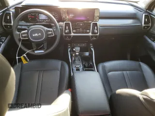 2022 Kia Sorento SX z VIN 5XYRKDLF0NG136154, wystawiony jako Copart lot #50433075 z przebiegiem 17 660 mil mil oraz Szkoda całkowita • Salvage title. Historia ofert i sprzedaży dostępna na DreamBid. Obrazek 8.