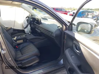 2025 Honda HR-V EX-L z VIN 3CZRZ1H72SM700908, wystawiony jako IAAI lot #41172857 z przebiegiem 6229 mil mil oraz . Historia ofert i sprzedaży dostępna na DreamBid. Obrazek 5.