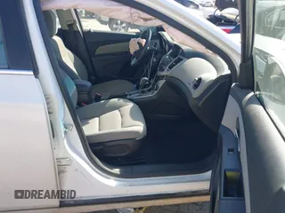 2014 Chevrolet Cruze 1LT with VIN 1G1PC5SB6E7161106, listed as a IAAI auction lot 41655726 with 118,161 mi miles and . Bid and sale history available at DreamBid. Image 5.