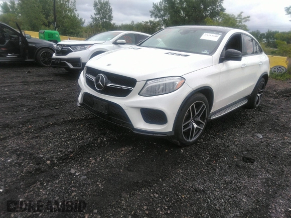 2019 Mercedes-Benz GLE 43 AMG z VIN 4JGED6EB3KA133478, wystawiony jako IAAI lot #39353380 z przebiegiem 100 564 mil mil oraz . Historia ofert i sprzedaży dostępna na DreamBid. Obrazek 2.