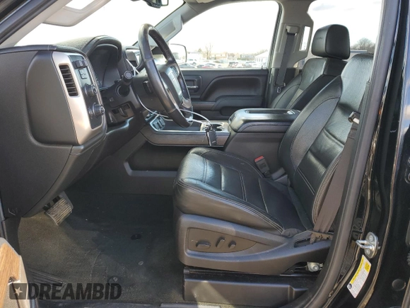 2017 GMC Sierra 2500HD Denali z VIN 1GT12UEG1HF104744, wystawiony jako Copart lot #43969425 z przebiegiem 129 674 mil mil oraz Szkoda całkowita • Salvage title. Historia ofert i sprzedaży dostępna na DreamBid. Obrazek 7.