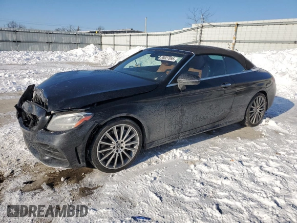 2019 Mercedes-Benz C 300 with VIN WDDWK8DB0KF795135, listed as a Copart auction lot 88027895 with 76,812 mi miles and Salvage Title. Bid and sale history available at carsss.com. Image 1.