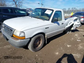 2000 Ford Ranger XL with VIN 1FTYR10V7YPA13552, listed as a IAAI auction lot 41344663 with 139,724 mi miles. Bid and sale history available at carsss.com. Image 2.