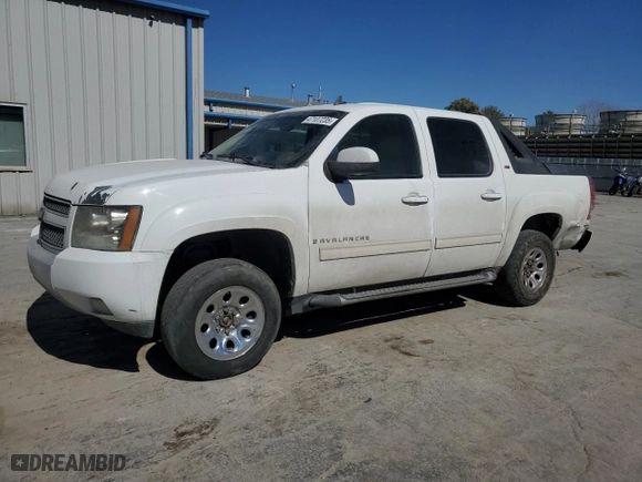 2009 Chevrolet Avalanche LT w/2LT with VIN 3GNFK22099G228740, listed as a Copart auction lot 47107235 with 269,631 mi miles and Salvage Title. Bid and sale history available at carsss.com. Image 1.