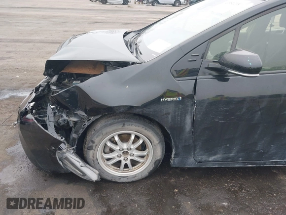 2018 Toyota Prius Two with VIN JTDKBRFU1J3076294, listed as a IAAI auction lot 41551218 with 70,644 mi miles. Bid and sale history available at carsss.com. Image 6.