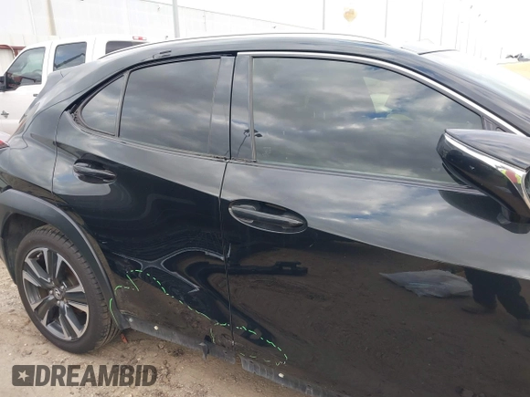 2019 Lexus UX 200 z VIN JTHY3JBH4K2006358, wystawiony jako IAAI lot #41541846 z przebiegiem 120 809 mil mil oraz . Historia ofert i sprzedaży dostępna na DreamBid. Obrazek 20.