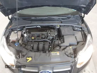 2013 Ford Focus SE with VIN 1FADP3F28DL160807, listed as a IAAI auction lot 42052971 with 60,903 mi miles. Bid and sale history available at carsss.com. Image 10.