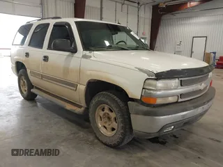 2005 Chevrolet Tahoe LS with VIN 1GNEC13V75J186607, listed as a IAAI auction lot 42090566 with 244,715 mi miles. Bid and sale history available at carsss.com. Image 1.