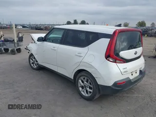 2020 Kia Soul S with VIN KNDJ23AU6L7735062, listed as a IAAI auction lot 40729662 with 100,546 mi miles and . Bid and sale history available at DreamBid. Image 3.