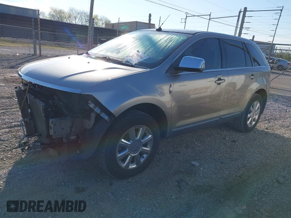 2008 Lincoln MKX with VIN 2LMDU68C98BJ12197, listed as a IAAI auction lot 41883988 with 147,142 mi miles. Bid and sale history available at carsss.com. Image 2.