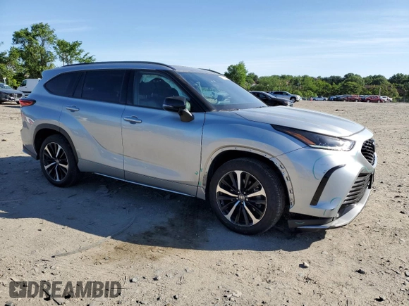 2022 Toyota Highlander XSE with VIN 5TDLZRBHXNS244110, listed as a Copart auction lot 57018755 with 55,633 mi miles and Salvage title. Bid and sale history available at DreamBid. Image 4.