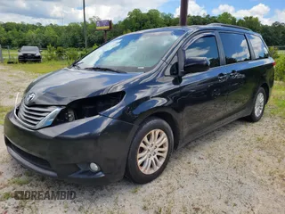 2013 Toyota Sienna XLE AAS with VIN 5TDYK3DC2DS397670, listed as a IAAI auction lot 42716734 with 284,806 mi miles and . Bid and sale history available at DreamBid. Image 1.