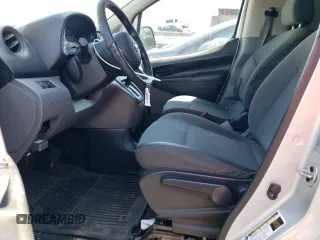2014 Nissan NV200 S z VIN 3N6CM0KN1EK695712, wystawiony jako Copart lot #57269765 z przebiegiem 305 222 mil mil oraz Tytuł czysty. Historia ofert i sprzedaży dostępna na DreamBid. Obrazek 7.