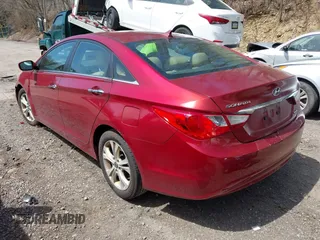 2011 Hyundai Sonata Limited with VIN 5NPEC4ACXBH280951, listed as a IAAI auction lot 42097657 with 164,993 mi miles and . Bid and sale history available at DreamBid. Image 3.