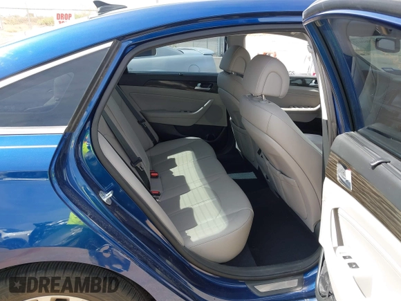 2015 Hyundai Sonata Limited with VIN 5NPE34AF1FH037271, listed as a IAAI auction lot 42060612 with 51,363 mi miles and . Bid and sale history available at carsss.com. Image 8.