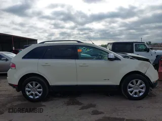 2007 Lincoln MKX with VIN 2LMDU68CX7BJ20050, listed as a IAAI auction lot 42121468 with 78,794 mi miles and . Bid and sale history available at DreamBid. Image 13.
