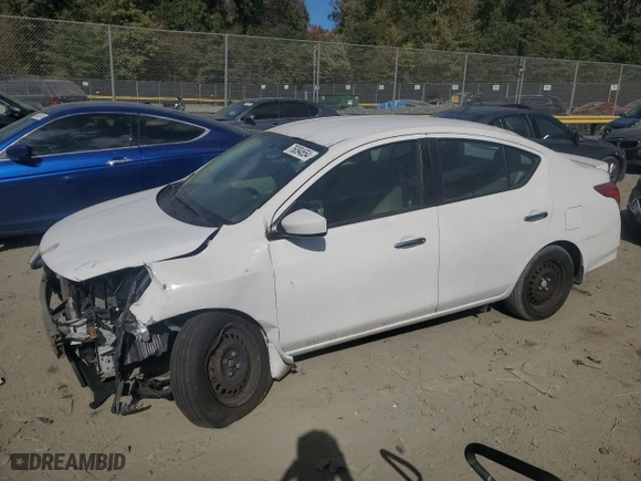 2015 Nissan Versa SV with VIN 3N1CN7AP0FL813551, listed as a Copart auction lot 76094654 with 66,223 mi miles and Non Repairable. Bid and sale history available at carsss.com. Image 1.