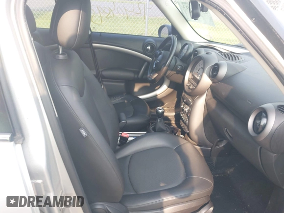 2012 MINI Countryman с VIN WMWZB3C5XCWM30143, выставлен на аукционе IAAI как лот 42404893 с пробегом 143 836 миль миль и . История ставок и продаж доступна на DreamBid. Изображение 5.