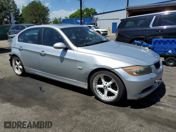 2006 BMW 3 Series 330i z VIN WBAVB33576AZ85325, wystawiony jako Copart lot #56681815 z przebiegiem Nie podano mil oraz Szkoda całkowita • Salvage title. Historia ofert i sprzedaży dostępna na DreamBid. Obrazek 4.