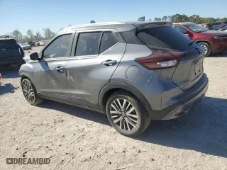 2021 Nissan Kicks SV with VIN 3N1CP5CV7ML471376, listed as a Copart auction lot 49204245 with 81,118 mi miles and Salvage Title. Bid and sale history available at carsss.com. Image 2.