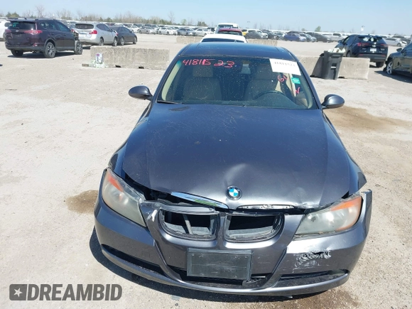 2006 BMW 3 Series 325i with VIN WBAVB13506KX51462, listed as a IAAI auction lot 41811523 with Not Provided miles. Bid and sale history available at carsss.com. Image 6.