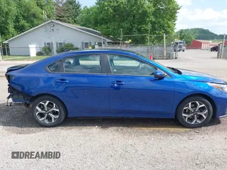 2019 Kia Forte LXS z VIN 3KPF24AD0KE135616, wystawiony jako IAAI lot #42277938 z przebiegiem 71 995 mil mil oraz . Historia ofert i sprzedaży dostępna na DreamBid. Obrazek 14.