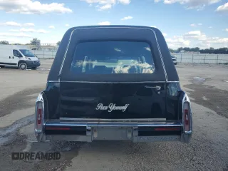1992 Cadillac Brougham z VIN 1G6DW54E9NR713312, wystawiony jako Copart lot #71659794 z przebiegiem 41 467 mil mil oraz Tytuł czysty. Historia ofert i sprzedaży dostępna na DreamBid. Obrazek 6.