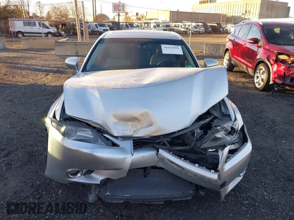2014 Lexus GS 350 with VIN JTHBE1BLXE5041932, listed as a IAAI auction lot 41039999 with 249,288 mi miles and . Bid and sale history available at DreamBid. Image 12.