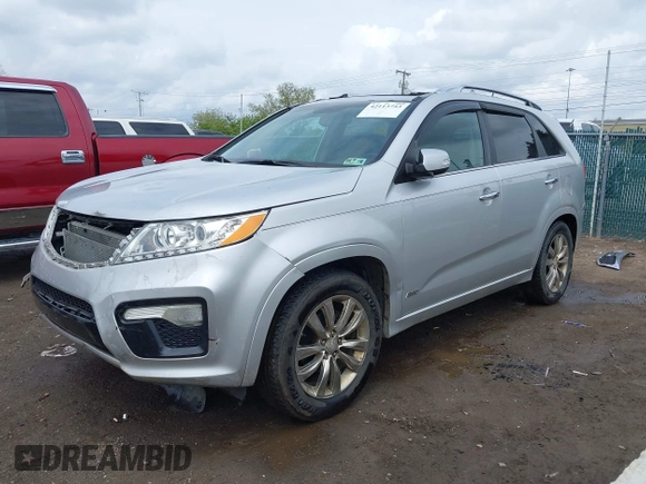 2011 Kia Sorento SX with VIN 5XYKWDA23BG136523, listed as a IAAI auction lot 42113753 with 255,916 mi miles and . Bid and sale history available at carsss.com. Image 2.