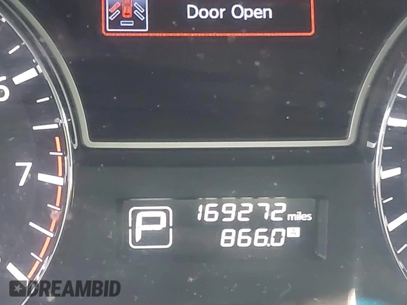 2015 Nissan Pathfinder SL с VIN 5N1AR2MM1FC611967, выставлен на аукционе IAAI как лот 42201697 с пробегом 169 272 миль миль и . История ставок и продаж доступна на DreamBid. Изображение 16.