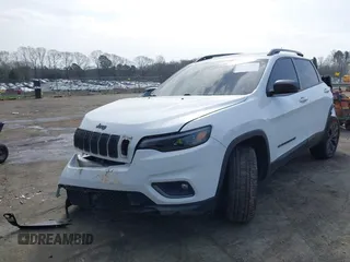 2021 Jeep Cherokee Latitude Lux with VIN 1C4PJMMX6MD148808, listed as a IAAI auction lot 41840146 with 34,155 mi miles and . Bid and sale history available at carsss.com. Image 2.