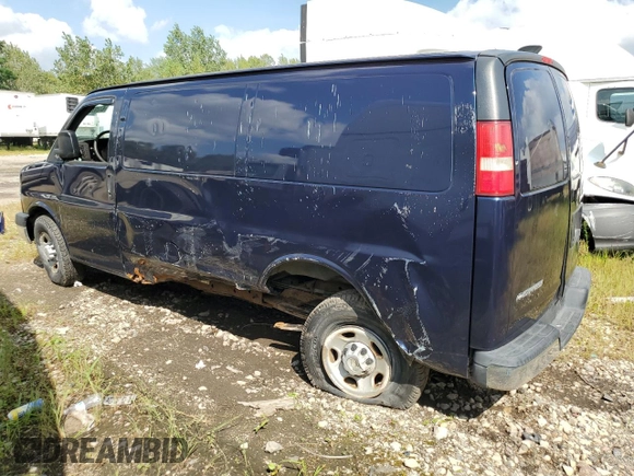 2008 Chevrolet Express Cargo Van with VIN 1GCGG25C881134558, listed as a Copart auction lot 67207324 with 54,369 mi miles and Salvage Title. Bid and sale history available at carsss.com. Image 2.