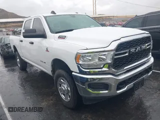2022 Ram 2500 Tradesman with VIN 3C6UR5CL4NG371974, listed as a IAAI auction lot 41712872 with 46,482 mi miles. Bid and sale history available at carsss.com. Image 1.
